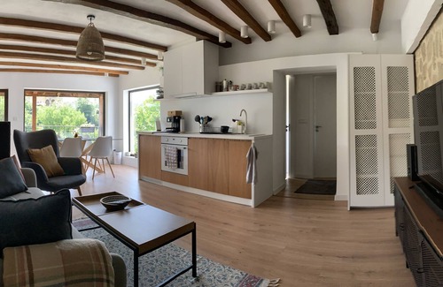 Veliko Tarnovo Apartment | Spring/Пролет Guest House in the heart of Veliko Tărnovo