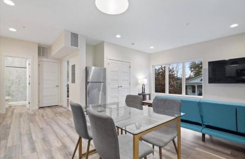 Evansville Apartment | Spring at The Golden Goose including King Bed, Parking, Security and Laundry