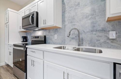 Evansville Apartment | Spring at The Golden Goose including King Bed, Parking, Security and Laundry
