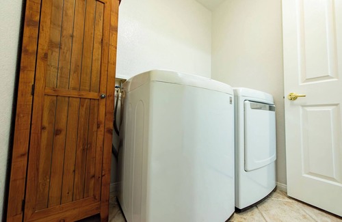 Silverado Ranch House | SPRING DISCOUNTED PRICE, HEATED POOL for a fee, MINS FROM STRIP, 4bed, GAME ROOM