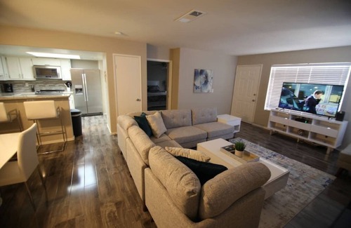 Spring Valley House | Spring Mountain · 35% Off Fall Special - Classy 2 Bedroom Condo!