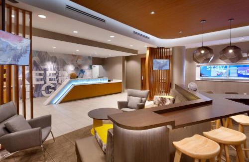 Coralville Hotel | SpringHill Suites by Marriott Coralville