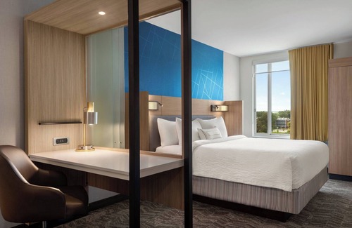 Wauwatosa Hotel | SpringHill Suites by Marriott Milwaukee West/Wauwatosa