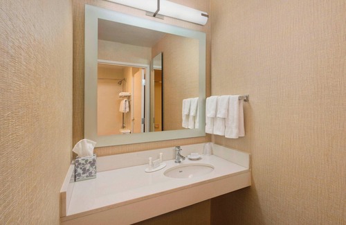Mishawaka Hotel | SpringHill Suites by Marriott Mishawaka-University Area