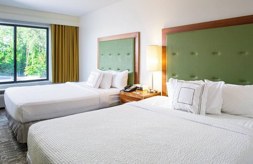 Hampton Hotel | Springhill Suites by Marriott Hampton Coliseum