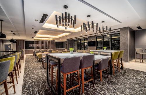 Oakland Hotel | SpringHill Suites by Marriott Oakland Airport