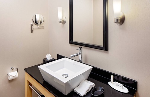 Green Bay Hotel | SpringHill Suites Green Bay