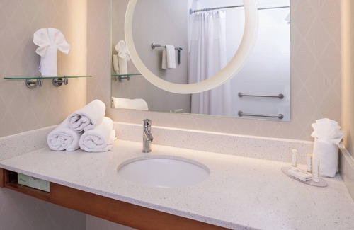 Huntsville Hotel | SpringHill Suites Huntsville Downtown