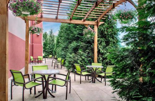 North Bellport Hotel | SpringHill Suites Long Island Brookhaven