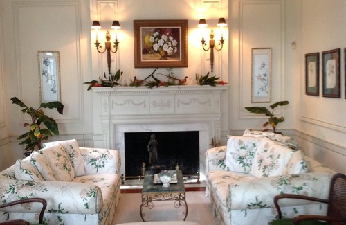 Anniston Bed & Breakfast | Springwood Inn.Southern!.Opportunity to experience the best of living!