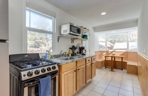 Lyons Cabin | Spruce Cabin- MTN Views- River Access-Fire Pit!