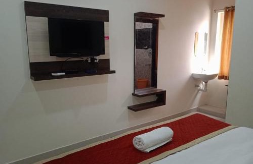 Bhadrachalam Hotel | SRI BHAVYARESIDENCY