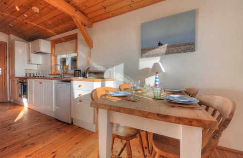 Lyme Regis Cottage | ST ANTON, pet friendly, country holiday cottage in Lyme Regis