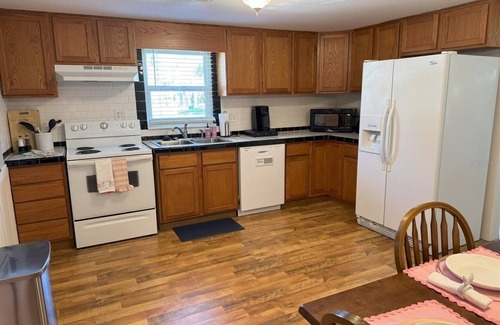 Crescent City House | St. Johns River Retreat