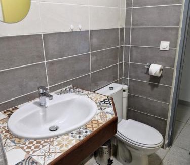 Les Hattes Apartment | ST-Laurent Haut de Balate Confort