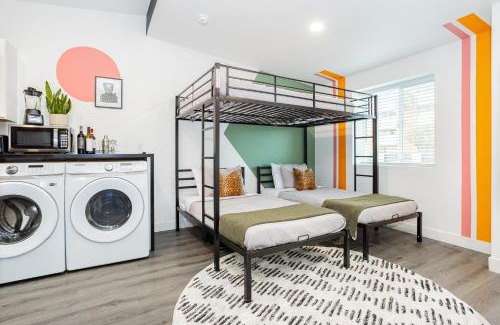 Beverly Green Apartment | St Louis Hideaway Private Modern Comfort Near Strip