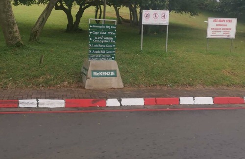 St. Lucia Cabin | St Lucia Safari Lodge Family Unit