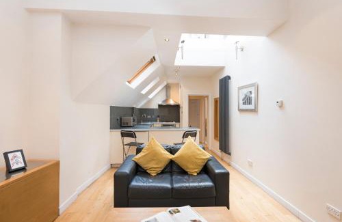 Castle Baynard Apartment | St Paul's by Excel Apartments