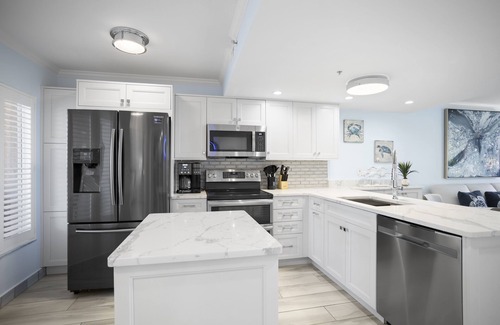 St. Pete Beach Condo | St. Pete Serenity/Free Amenities/Steps to Beach