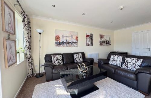 Newcastle-upon-Tyne Apartment | St Peter's Riverside Apartment Newcastle Quayside Free Parking
