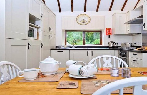 Ambleside House | Stablemans Cottage, perfect riverside location between Ambleside & Rydal