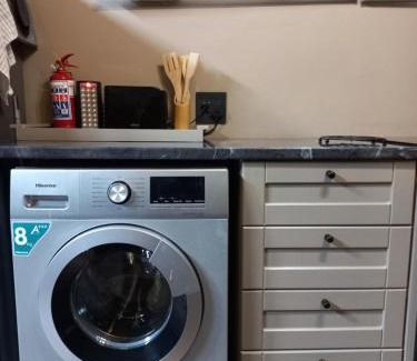 Hillcrest Apartment | Stacey's Cornerstone Studio Apartment