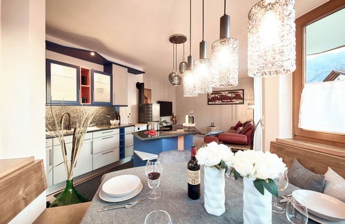 Vipiteno Apartment | Stadtnestl Apartment - private garden, mountain views & Alpine charm
