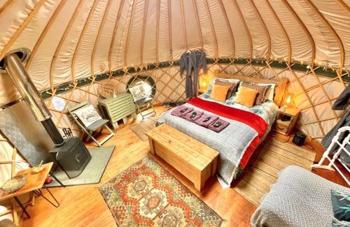 Stamford Other | Stamford Meadows Glamping with Private Hot Tubs