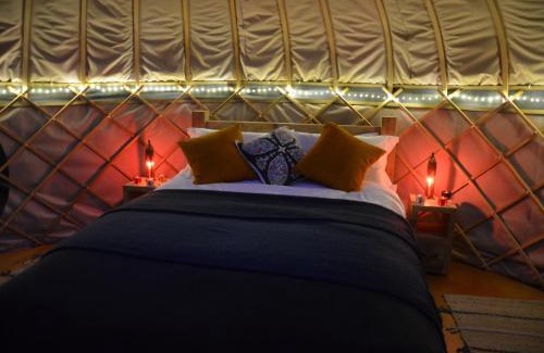 Stamford Other | Stamford Meadows Glamping with Private Hot Tubs