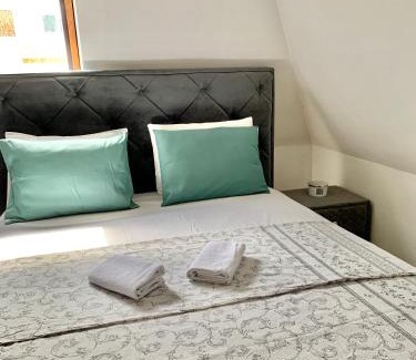 Downtown Apartment | Stan u strogom centru grada
