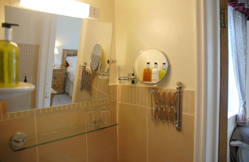 Westcott Other | Standard Family Ensuite at Newcourt Barton