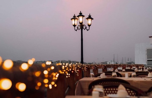 Jumeira 1 House | Standard Room Near Palm Strip Mall By Luxury Bookings