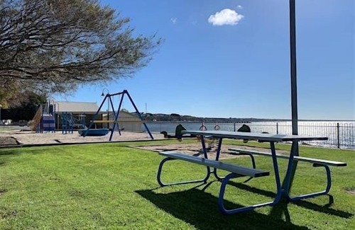 Dalrymple House | Stansbury's Retreat: Offers Pet-Friendly Fun with Golf Course View