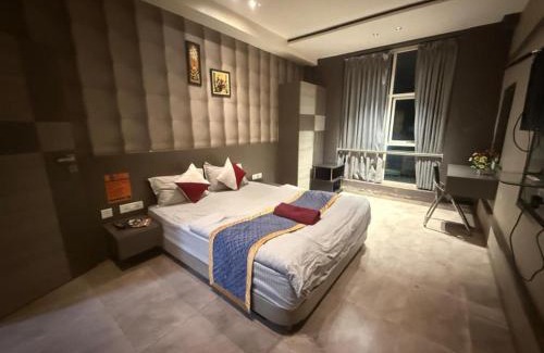 Zahirabad Hotel | Stanza Luxurious Stay