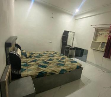 Etawah Hotel | STAR HOTEL