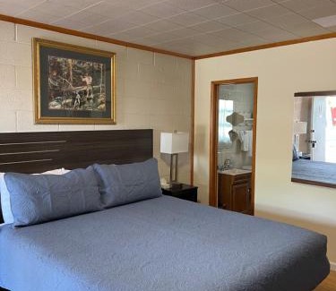 Big Pine Hotel | Starlight Motel