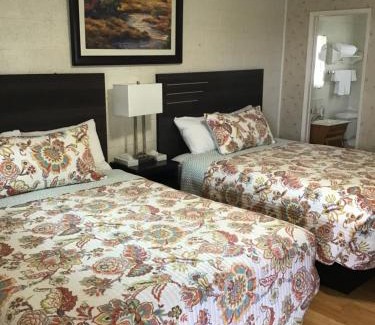 Big Pine Hotel | Starlight Motel