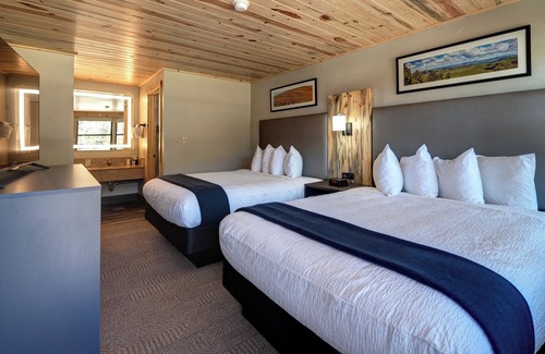 Custer Resort | State Game Lodge at Custer State Park Resort