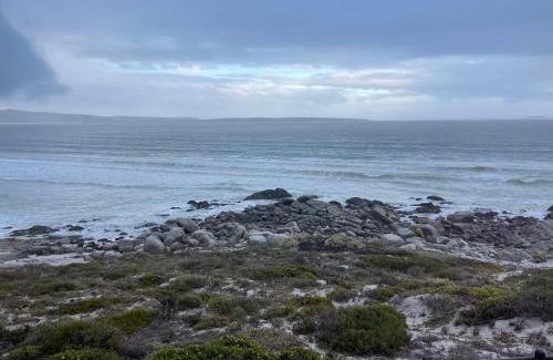 Calypso Beach Apartment | State of Grey