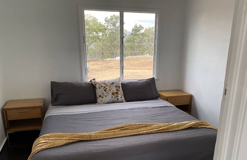 Palmer Cabin | Stay and Fossick on the renowned Palmerville Station.