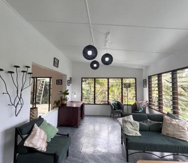 Rentapow House | Stay at Eden on the River