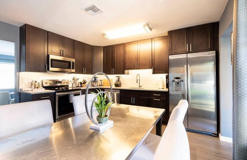 Disston Heights House | Stay at my home between beach and downtown while I'm away