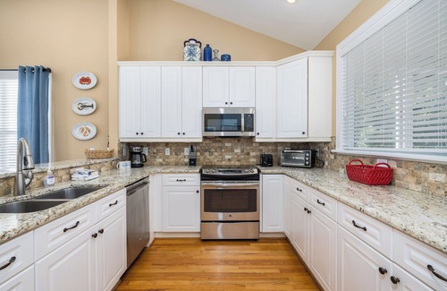 Pelican Bay House | Stay @ Beach Music on Isle of Palms