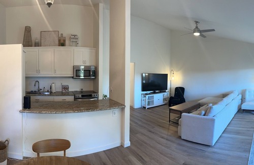 South Redondo Condo | Stay by the beach in this sun drenched, newly remodeled unit! Pet Friendly.