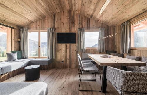 Obereggen Ski Chalet | Stay COOPER I DIAMANTIDI Lodge - Modern Mountain Chalet in the Dolomites