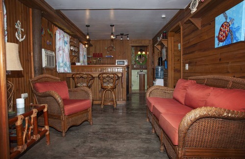 Antoneys Cay Apartment | Stay & Dive or Snorkel! Rustic, beach side apartment, steps from the waters edge