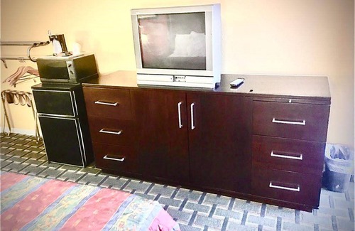 Demopolis Hotel | Stay Express Inn & Suites - Demopolis