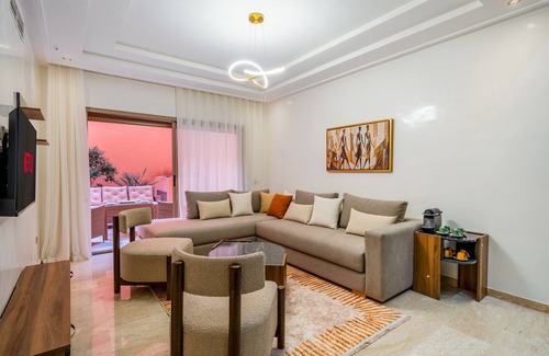 Gueliz Apartment | -Stay in 3 Bedroom Duplex - 2 Pools