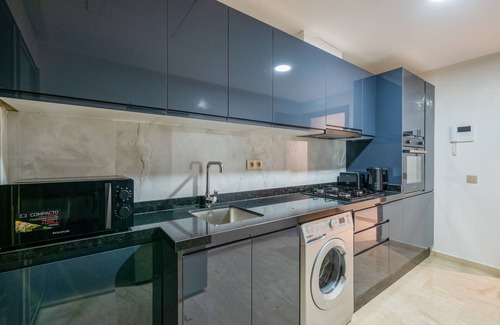 Gueliz Apartment | -Stay in 3 Bedroom Duplex - 2 Pools