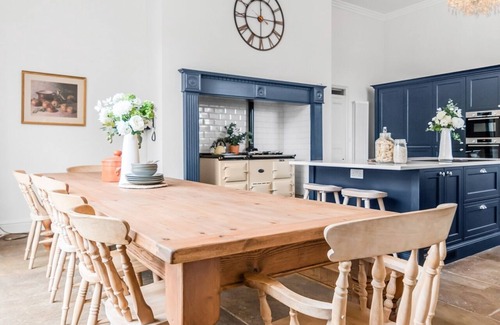 Beccles House | Stay in a Stunning Historic Suffolk Mansion